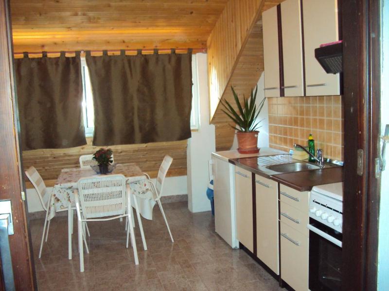 Studio (4 Adults) image 4