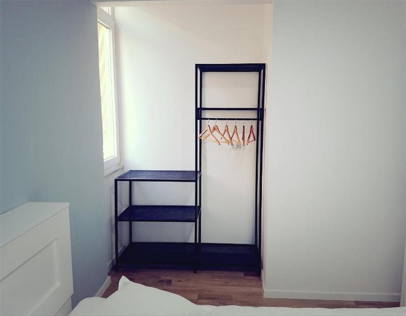One-Bedroom Apartment image 3