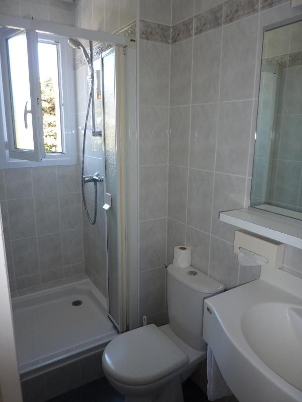 Superior Double Room with Sea View image 3