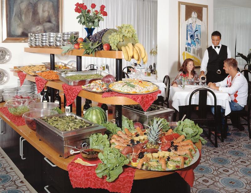 Hotel Wally - image 22