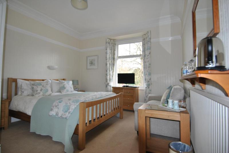Kenilworth Guest House - image 31