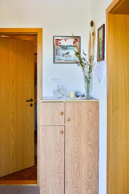 Apartment Skale - image 13