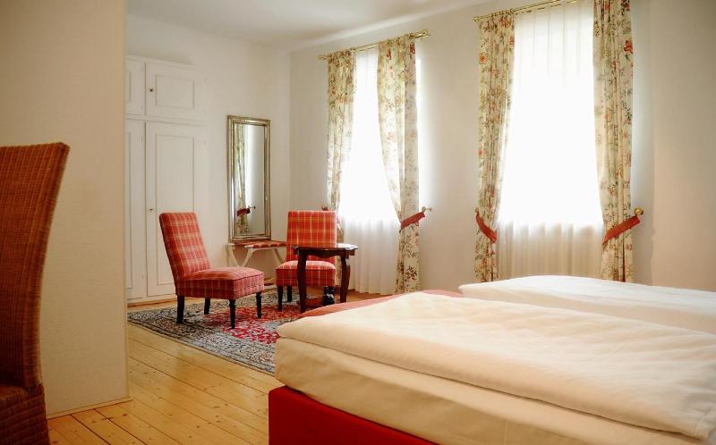 Superior Single Room image 3