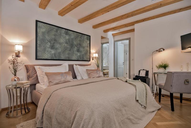 Double Room - Ground Floor image 2