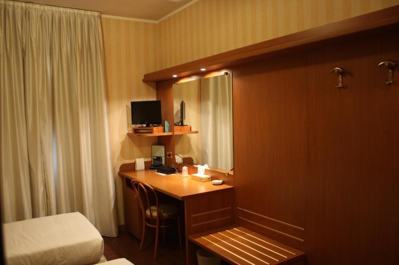 Single Room - Annex image 4
