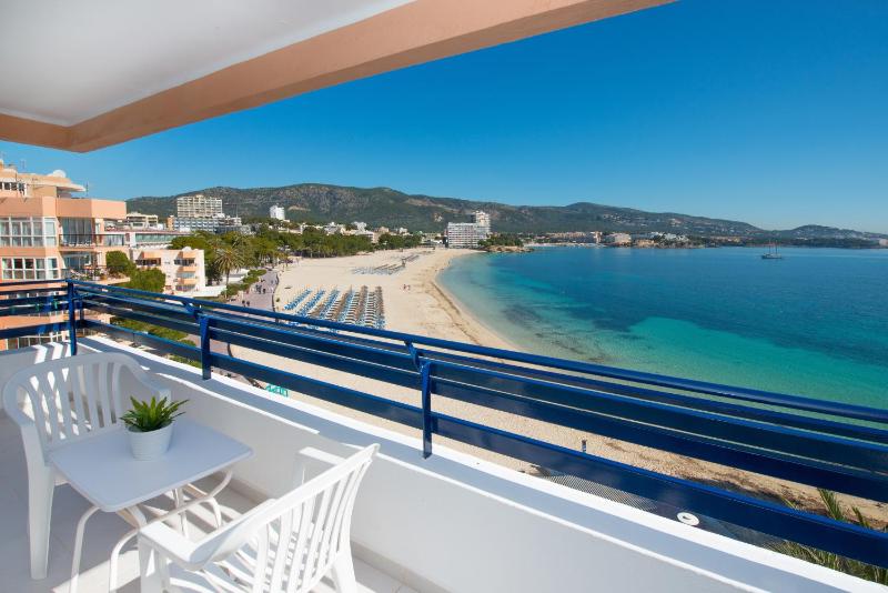 Superior Apartment with Sea View image 3