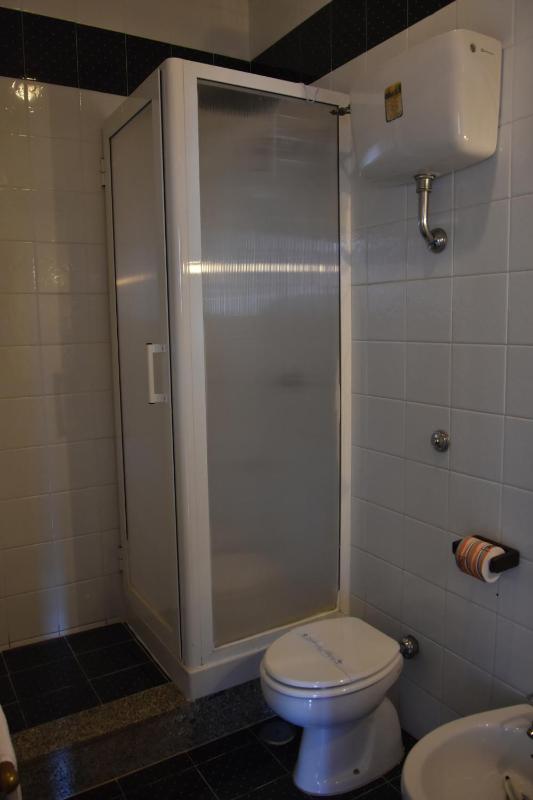 Quadruple Room image 3