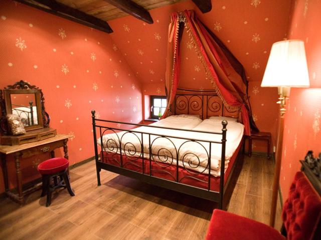 Double Room with Garden View image 1