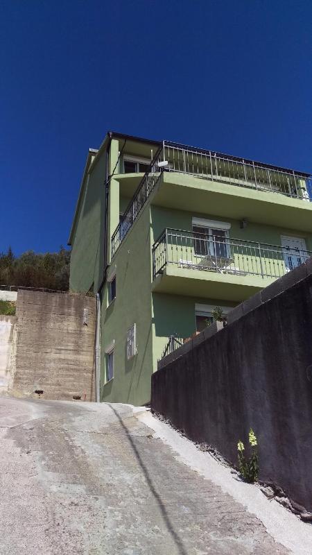 Apartment with Garden View image 4