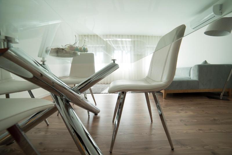 Apartment image 3