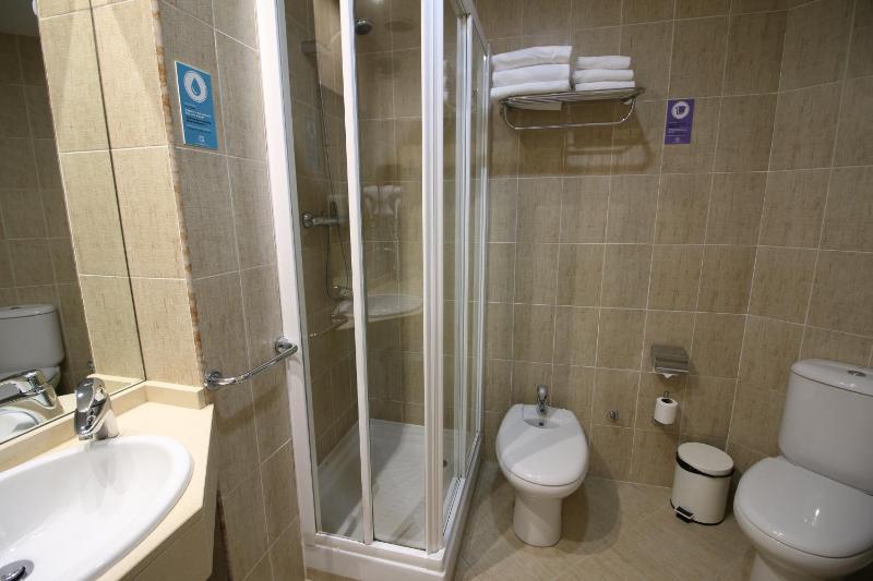 Comfort Triple Room image 3