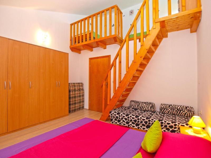 Apartment image 4