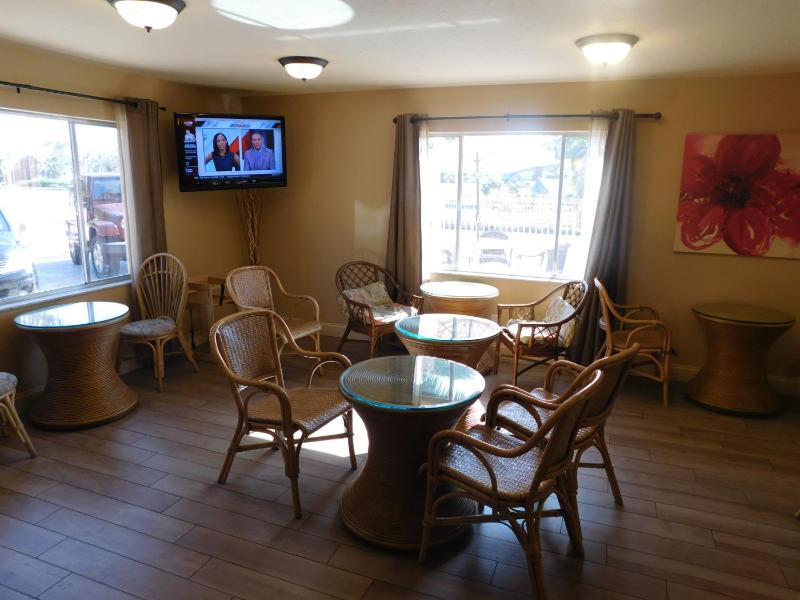Hibiscus Suites - Sarasota - image 3