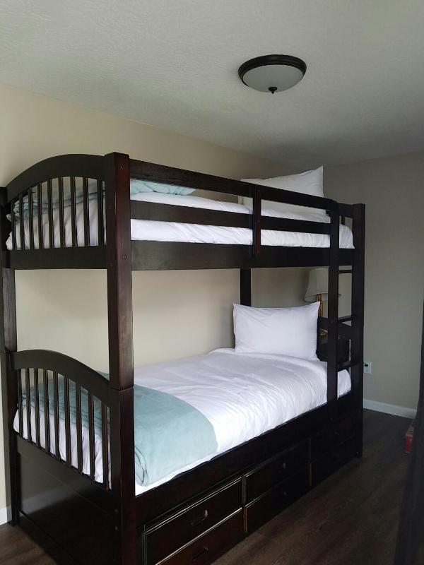 Bunkbeds image 2