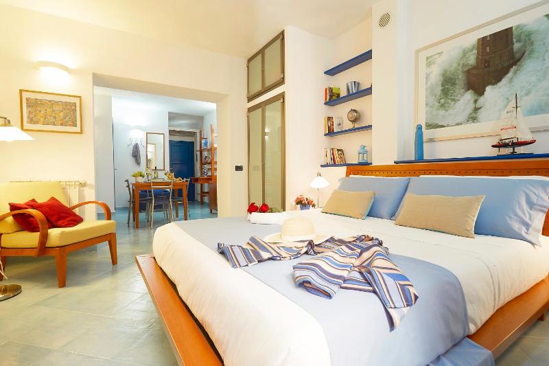 One-Bedroom Apartment image 1