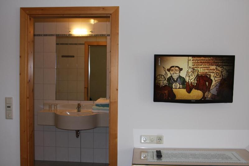 Quadruple Room image 1