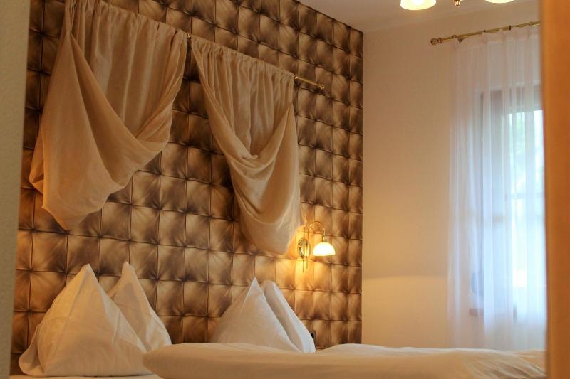 Double Room with Garden View image 2