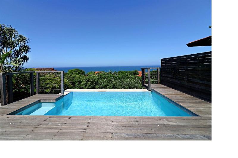 31 Milkwood - image 6