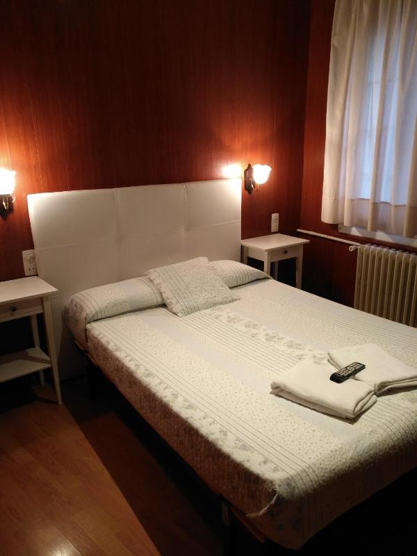 Double or Twin Room image 1