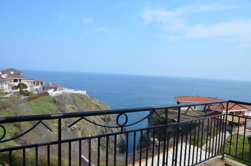 Sunrise Apartments - image 11