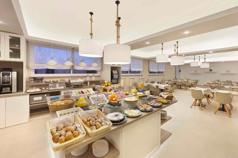Hotel Rivage - image 12