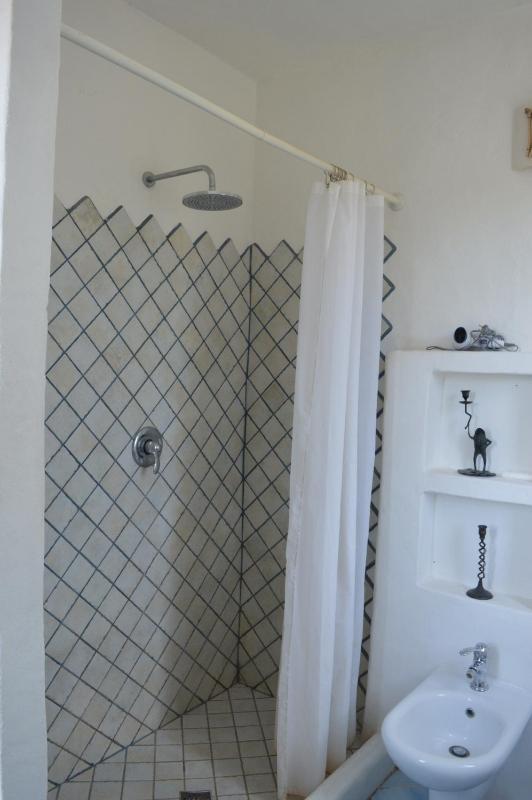 Three-Bedroom House - Split Level image 1