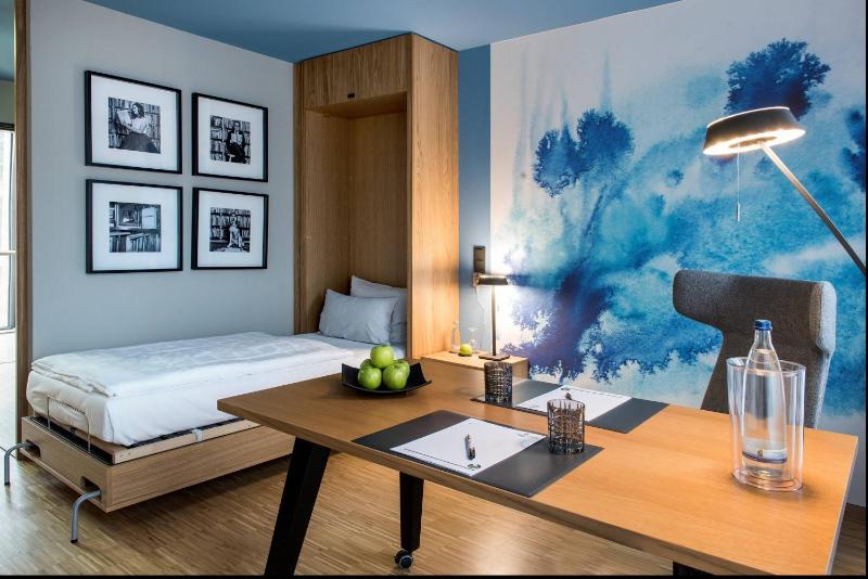 Business Single Room image 2