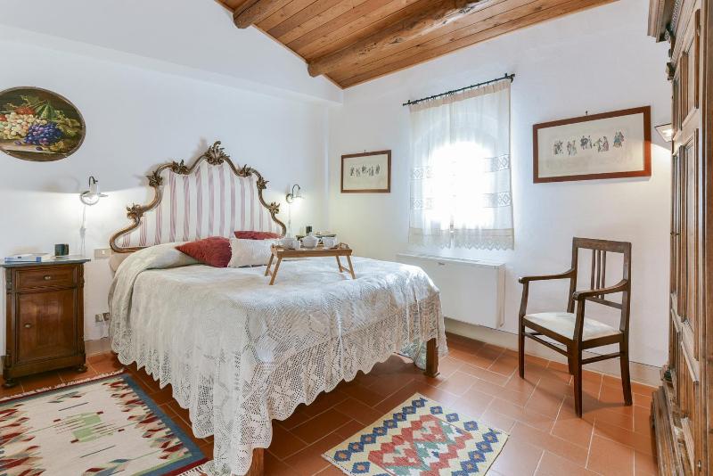 Two-Bedroom Apartment with Patio image 3