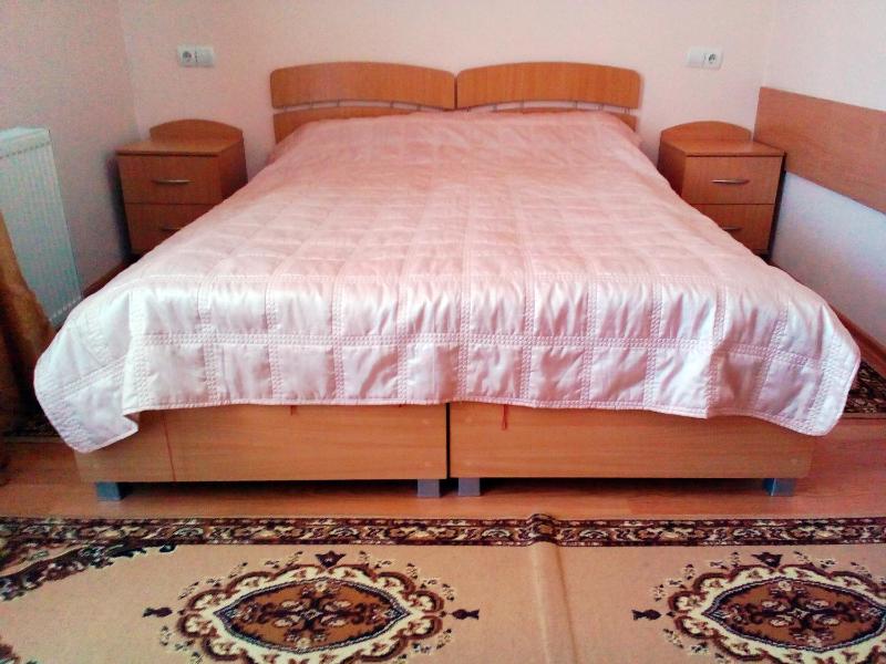 Double Room with Private Bathroom image 2
