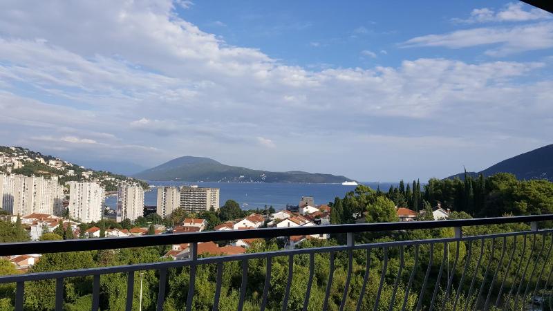Apartment with Balcony image 2