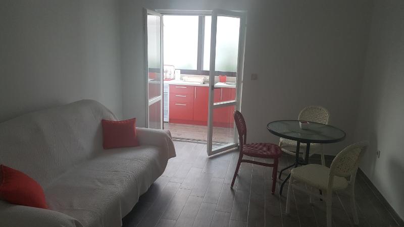 Apartment with Sea View image 3