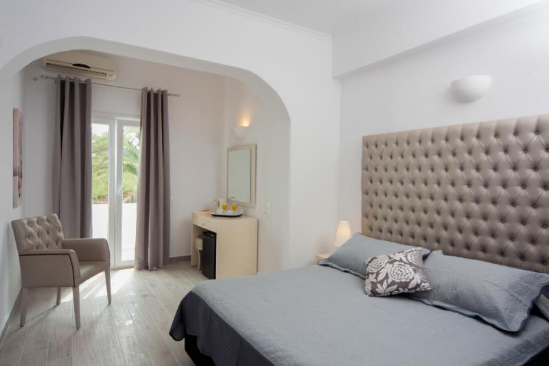 Triple Room image 2