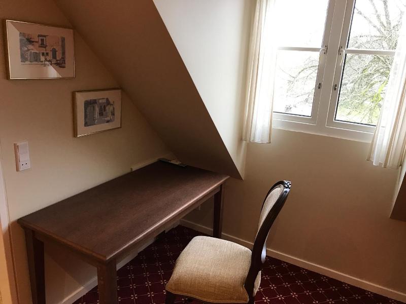 Double or Twin Room image 2