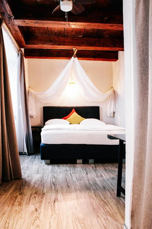 Superior Double Room image 1