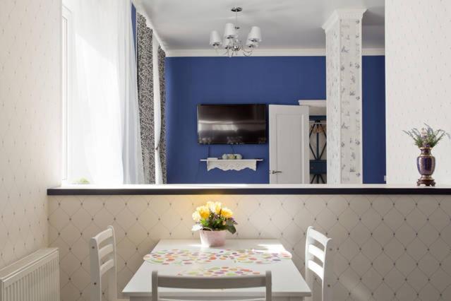 One-Bedroom Apartment image 1
