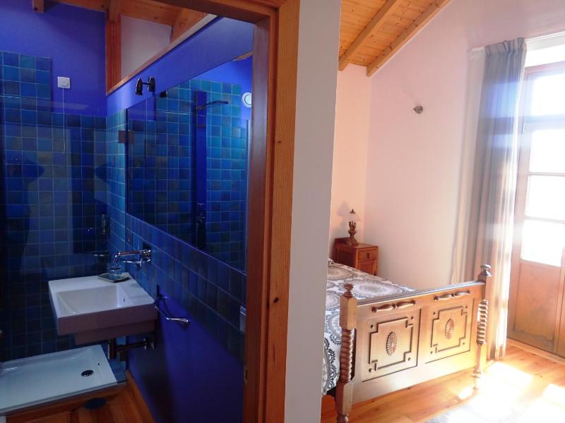 Double Room image 4