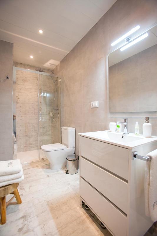Double Room image 4