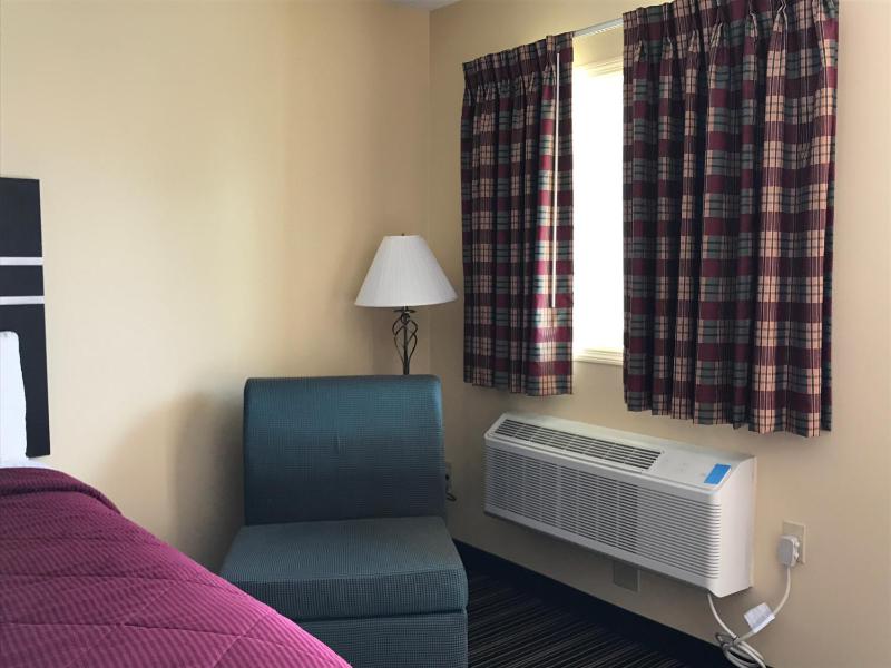 Double Room with Two Double Beds - Non-Smoking image 3
