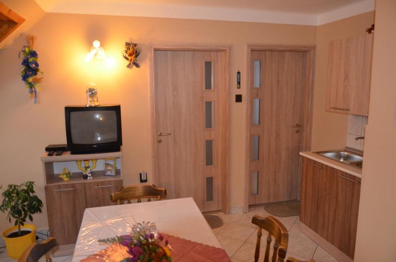 Double Room with Private Bathroom image 4