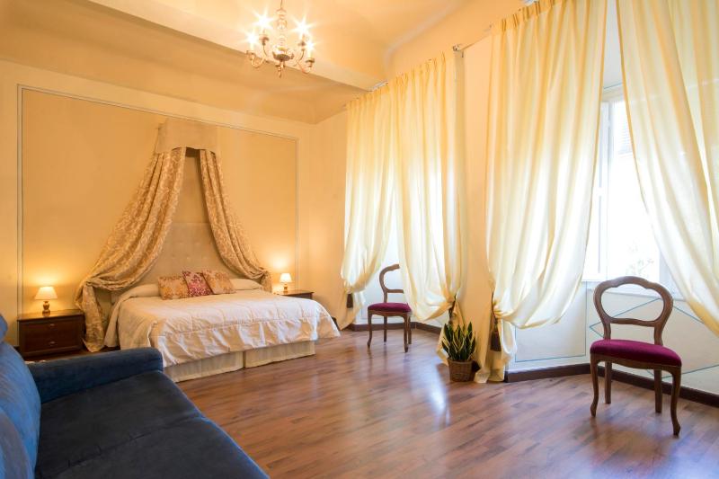Quintuple Room image 1