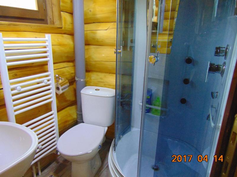 Two-Bedroom House image 3