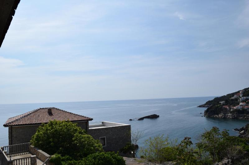 Family Room with Sea View image 4