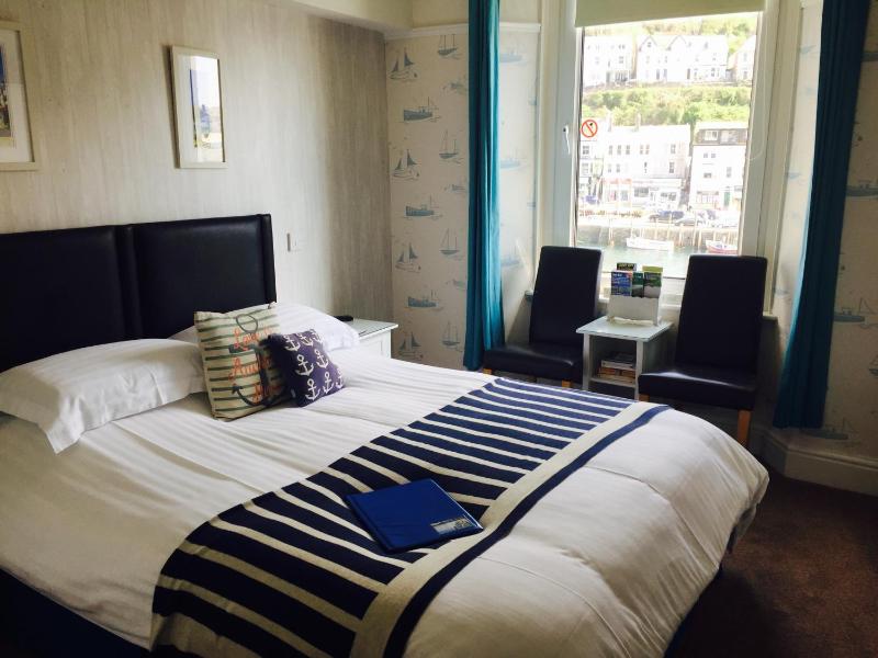King Size Double Room with Sea View image 4