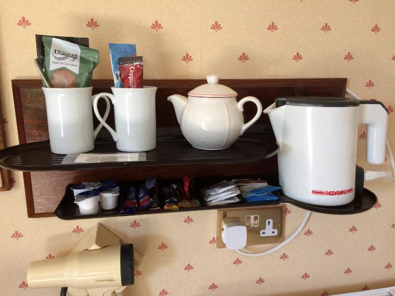 Standard Double Room image 3