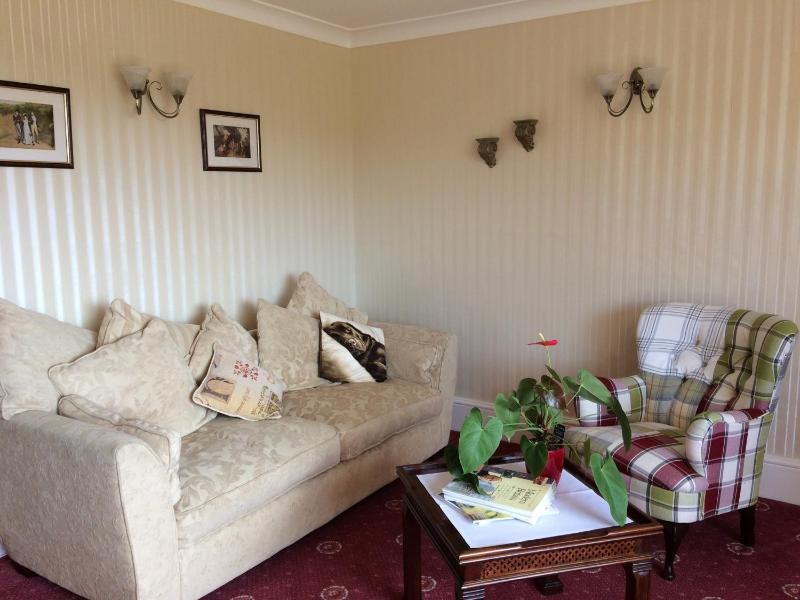 Room with Four-Poster Bed image 3