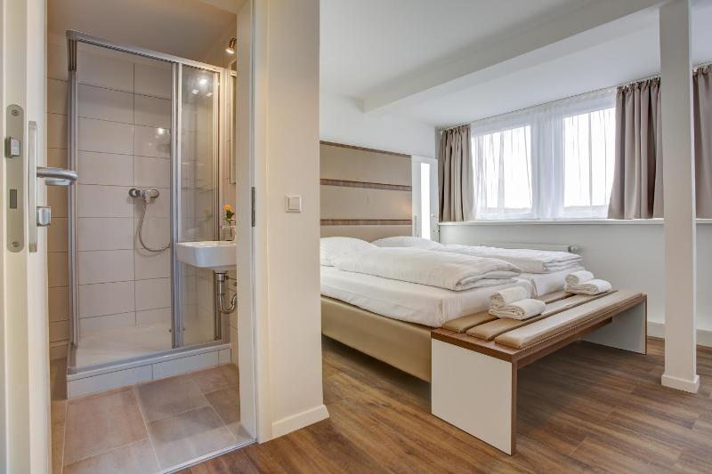 Apartment image 4