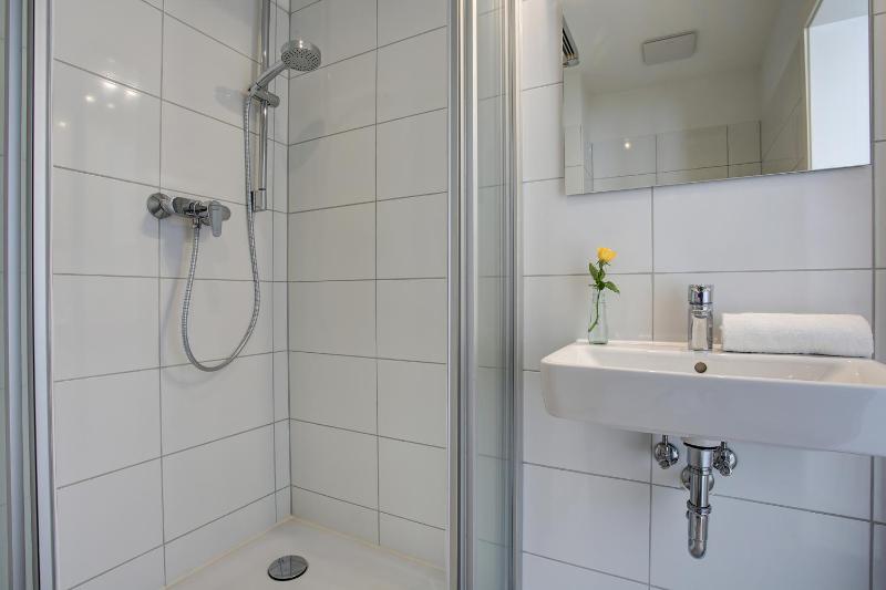 Apartment image 3
