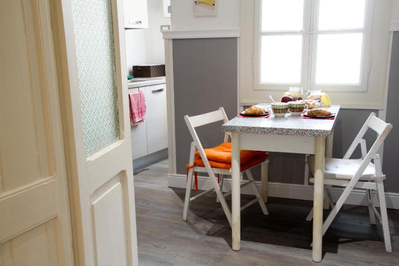 Max Apartment - image 2