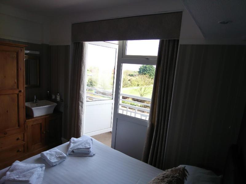 Small Double Room with Sea View  image 4