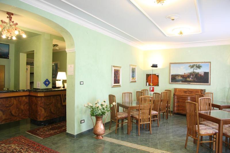Hotel Villa Rosa - image 10
